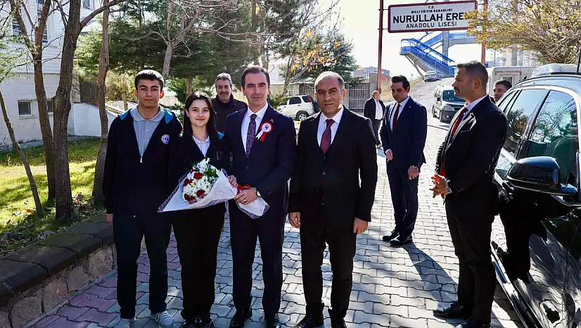 Vali Karakaya'dan Öğretmenler Günü Ziyareti