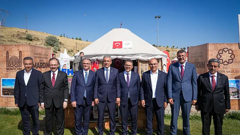 Valiler 1071 Sultan Alparslan Otağı'nı Ziyaret Etti