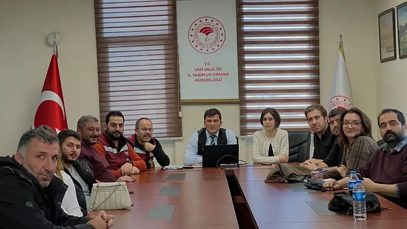 Van'da Hayvan Hastalıklarıyla Mücadele ve Hayvan Hareketleri Değerlendirme Toplantısı Yapıldı