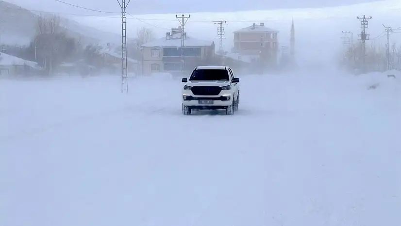 Van Özalp'te Soğuk ve Kar Yağışlı Hava Etkili Olacak