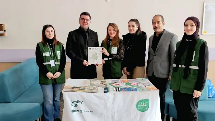 Veremle Savaş Haftası'nda Kars'ta Yeşilay'dan Anlamlı Tanıtım Çalışması