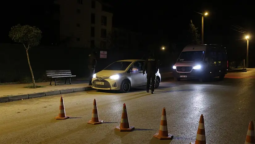 Yalova'daki DEAŞ operasyonunda 3 polis şehit, 8 yaralı