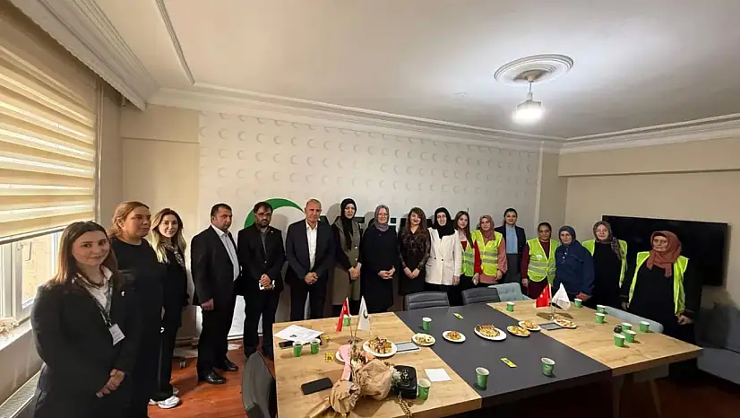 Yeşilay Kars Şubesi, Kadın Komisyonu Başkanını Ağırladı