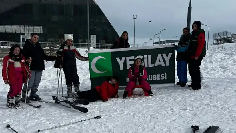 Yeşilay Kars'tan Çocuklarla Sarıkamış'a Anlamlı Gezi
