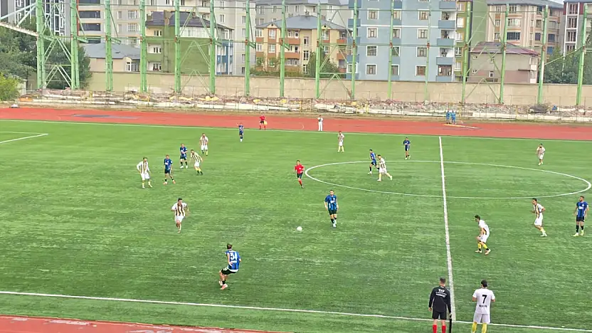 Ağrı 1970 Spor sezona kendi sahasında mağlubiyetle başladı