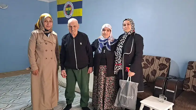 Ağrı Aile ve Sosyal Hizmetler İl Müdürlüğü'nden şehit babalarına anlamlı ziyaret