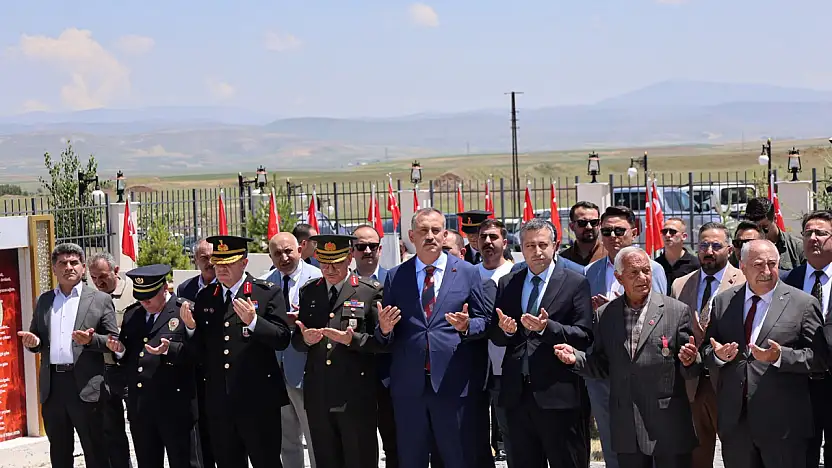 Ağrı'da 15 Temmuz şehitleri dualarla anıldı