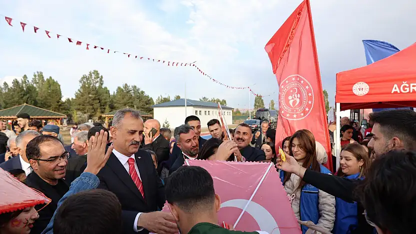Ağrı'da Ahmed-i Hani Kültür ve Spor Parkı hizmete açıldı