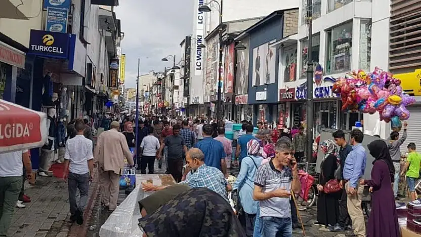 Ağrı'da bayram alışveriş yerleri belirlendi