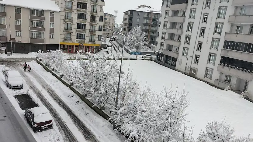 Ağrı'da beyaz manzara yeniden sahne aldı