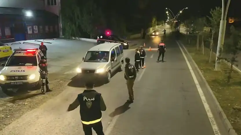 Ağrı'da dev denetim: 34 aranan şahıs yakalandı