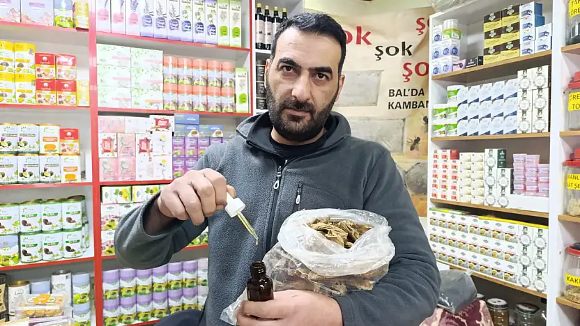 Ağrı'da doğal ürünlere ilgi arttı, udi hindi bitkisi ve bal karışımı dikkat çekti