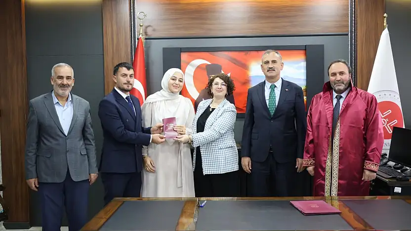 Ağrı'da gazeteciler düğünde buluştu!