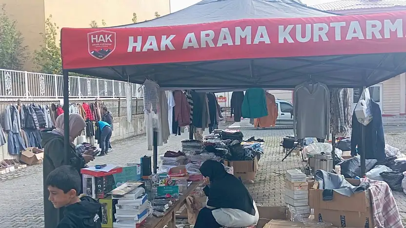 Ağrı'da Gazze için iki gün sürecek yardım kermesi kuruldu