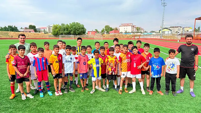 Ağrı'da geleceğin şampiyonları yaz spor okullarında yetişiyor