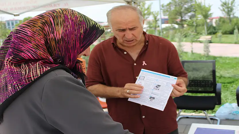 Ağrı'da Halk Sağlığı Haftası etkinlikleri Millet Bahçesi'nde devam ediyor