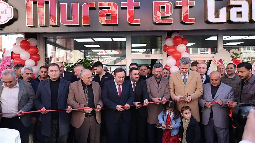 Ağrı'da hizmet sektörü büyüyor: Murat Et Galeri kapılarını açtı