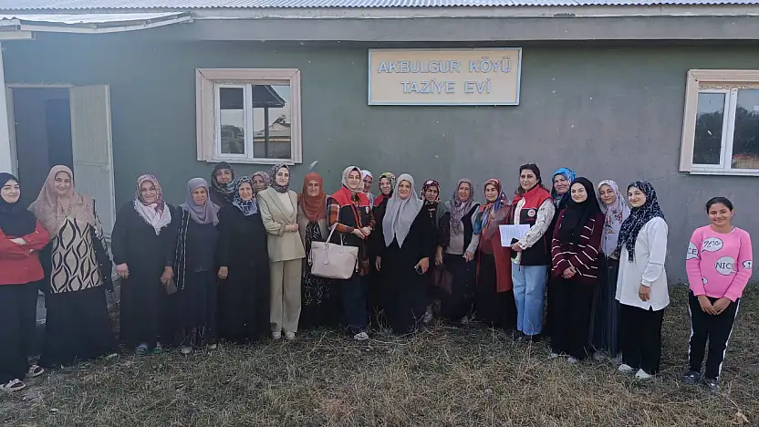 Ağrı'da kadın çiftçilere verimli üretimin yolları anlatıldı
