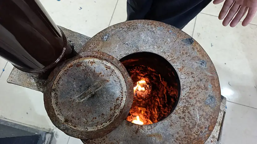 Ağrı'da kahvehanelerde sobalar yanmaya başladı!