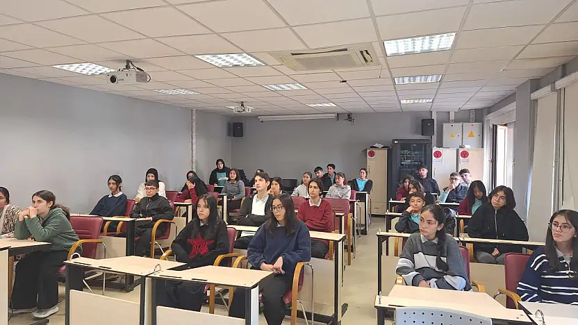 Ağrı'da liseli gençler TÜBİTAK projeleri için eğitime alındı