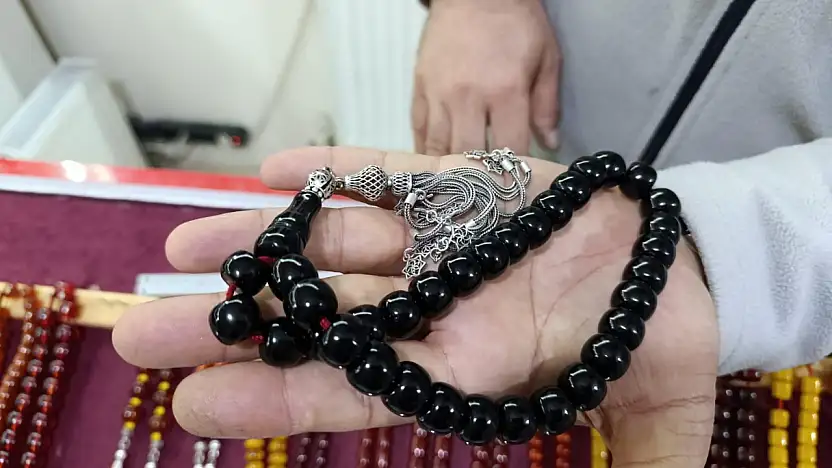 Ağrı'da nadir bulunan tespihin değeri dudak uçuklattı