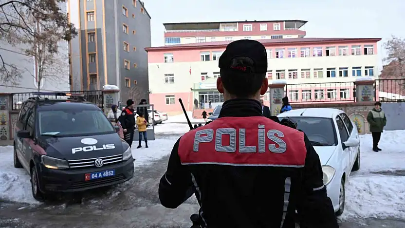 Ağrı'da okul çevreleri polis gözetiminde