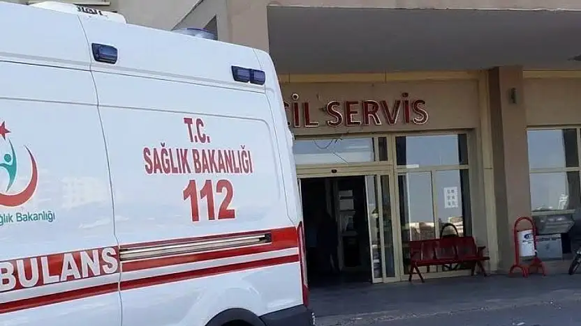 Ağrı'da otomobilin çarptığı kız çocuğu ağır yaralandı