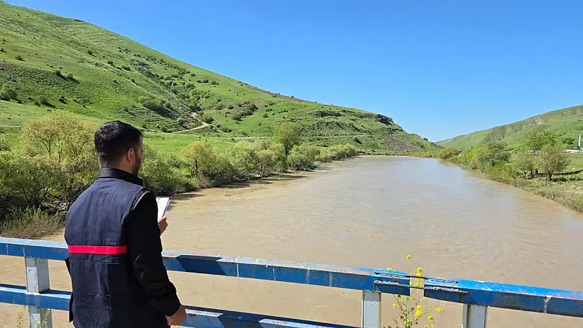 Ağrı'da sazangil av yasağı denetimleri sürüyor