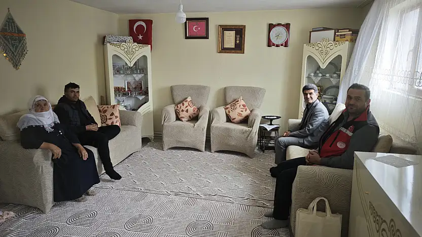 Ağrı'da şehitlerin emanetleri yalnız bırakılmadı