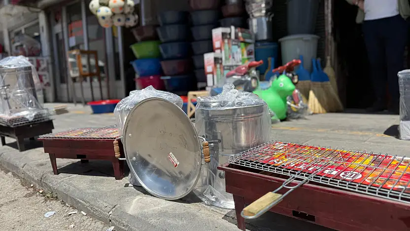 Ağrı'da vatandaşların bahar keyfi başladı mangal sezonu açıldı