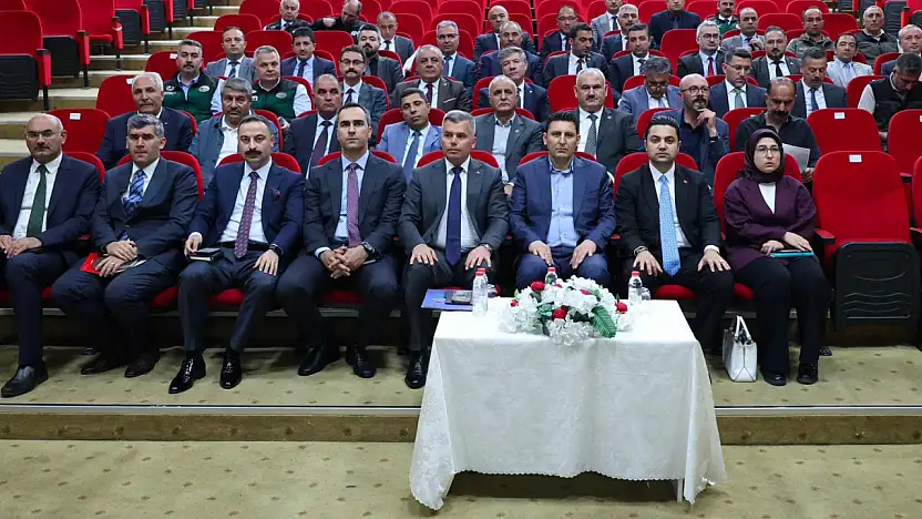 Ağrı'da yatırım ve hizmetler kapsamlı şekilde değerlendirildi