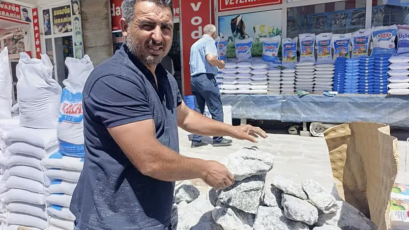 Ağrı'da yaylacıların vazgeçilmezi kaya tuzuna yoğun ilgi
