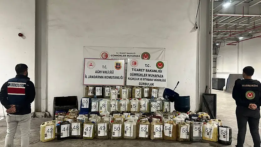 Ağrı'da yolcu otobüsünde sıvı uyuşturucu ele geçirildi