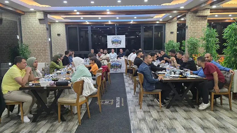 Ağrı Dağı Dağcılık Kulübü üyeleri dayanışma yemeğinde buluştu