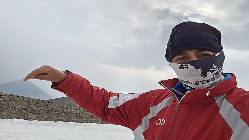 Ağrı Dağı'na yapılan yaz tırmanışları aralıksız sürüyor