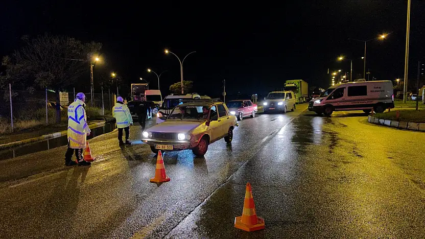 Ağrı'dan Erzurum ve Erzincan'a gidecekler dikkat! Yol yeniden açıldı