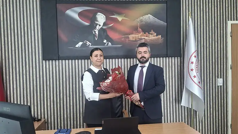 Ağrı Eğitim ve Araştırma Hastanesi'nde yeni dönem: Yeni başhekim görevine başladı
