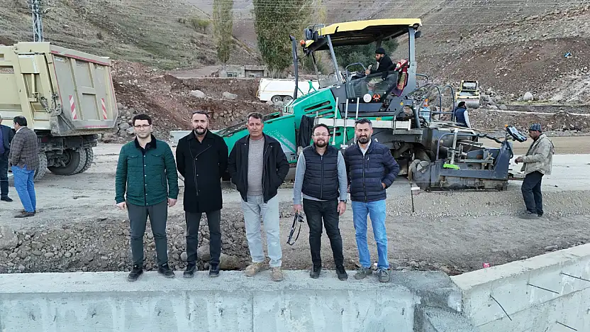 Ağrı-Kars karayolu çalışmaları takvimde ilerliyor, Başkan Yıldız saha incelemesi yaptı