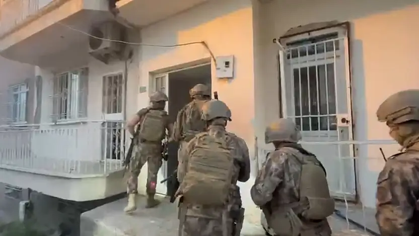 Ağrı'nın da aralarında bulunduğu DEAŞ operasyonunda 47 kişi gözaltına alındı