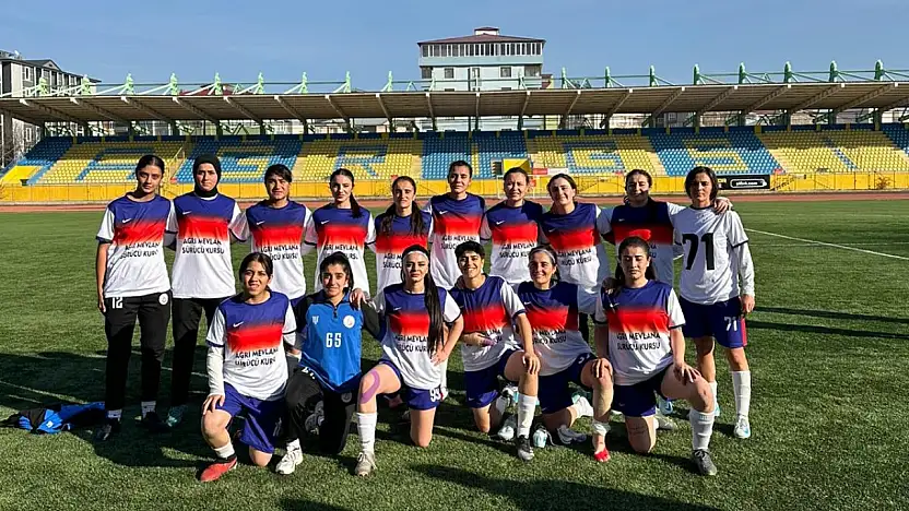 Ağrı kadın futbol takımı evinde Van ile puanları paylaştı