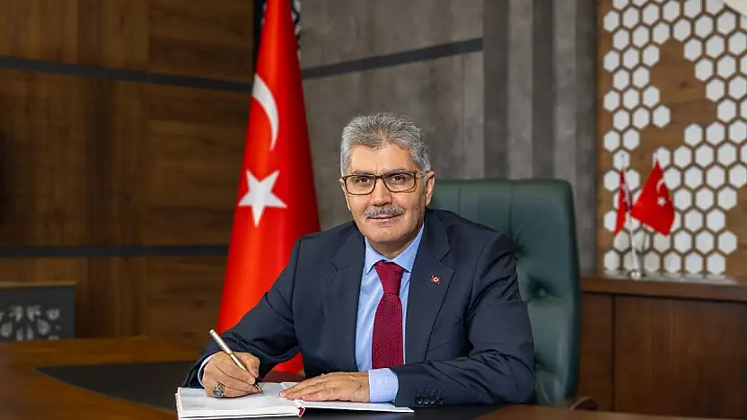Ağrı Patnoslu Dr. Cahit Çelik, Bingöl Valisi oldu