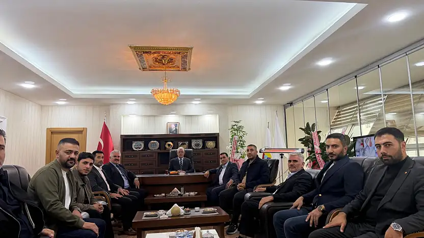 Ağrı Ticaret Borsasından ATSO Başkanı Mehmet Erat'a tebrik ziyareti