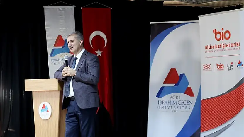 AİÇÜ Rektörü Gülçin'den yapay zekâ uyarısı: İnsan mı yönetecek, teknoloji mi?