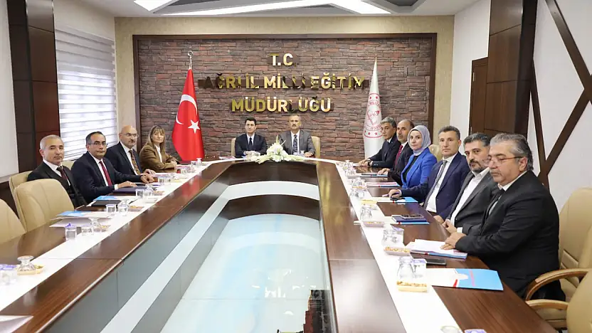 Bakan Yardımcısı Macit, Ağrı'nın eğitim projelerini değerlendirdi