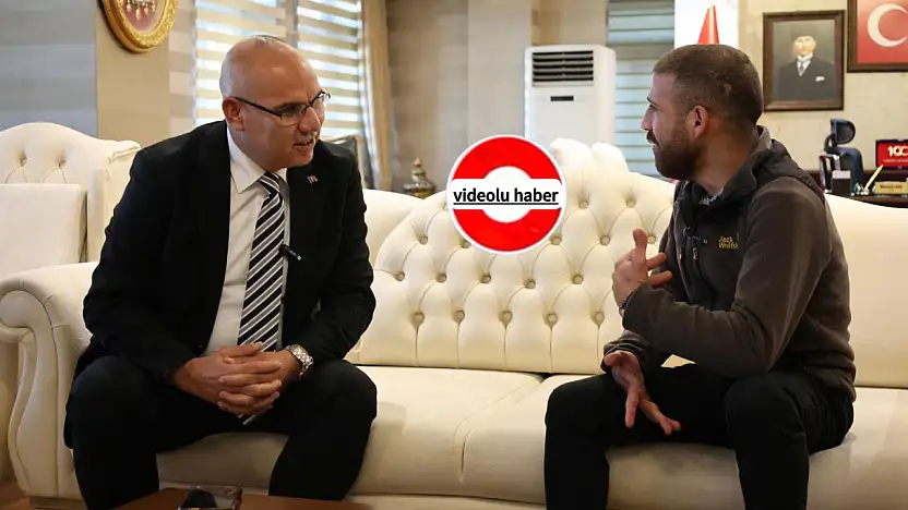 'Beni tanısınlar, sohbet etsinler yeter' diyen Mehmet Emin, Ağrı Valisi Koç'un konuğu oldu