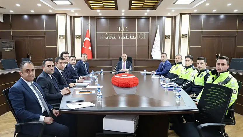Çevreyolu kazalarını engellemek amacıyla Ağrı'da kritik toplantı yapıldı