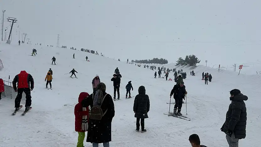 Pazar gününü fırsat bilen aileler Küpkıran'a gitti