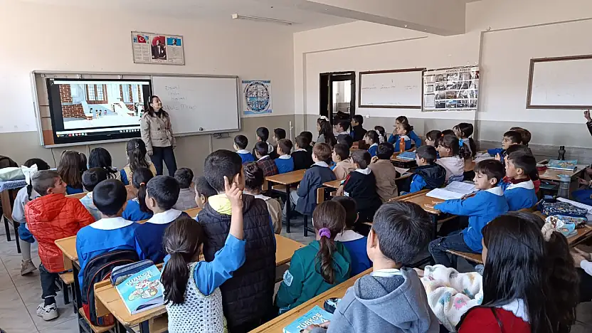 Diyadin'de 60 öğrenciye vergi bilinci eğitimi