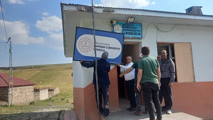 Diyadin'de köy okulları yeni eğitim yılına hazırlanıyor