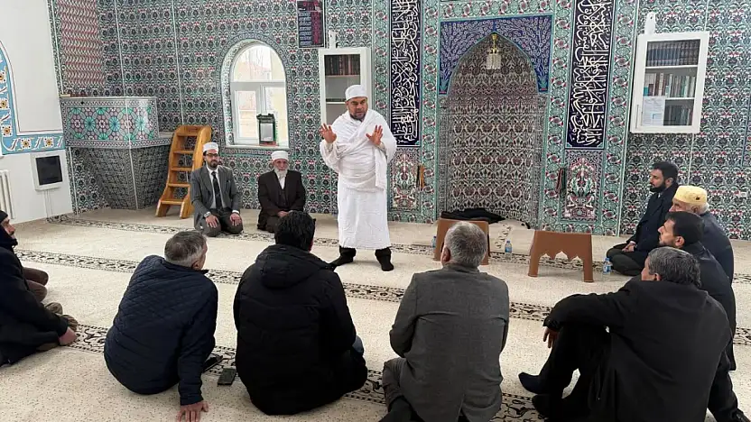 Diyadin'de umre ibadeti tüm yönleriyle anlatıldı